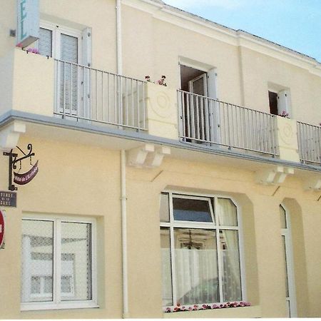 Hotel De L'Arrivee フラ エクステリア 写真