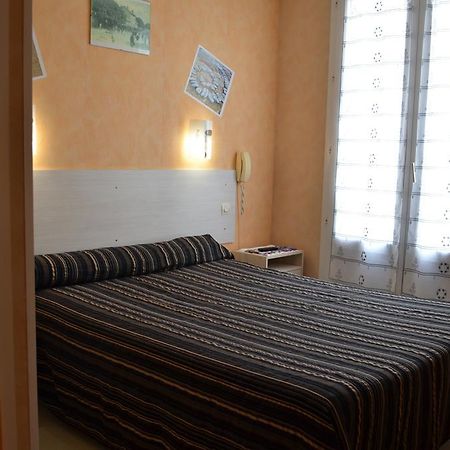 Hotel De L'Arrivee フラ エクステリア 写真